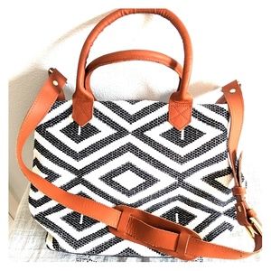 Tribe Alive Weekend Warrior bag